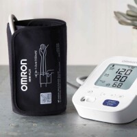 TLAKOMJER OMRON M3 COMFORT +ADAPTER